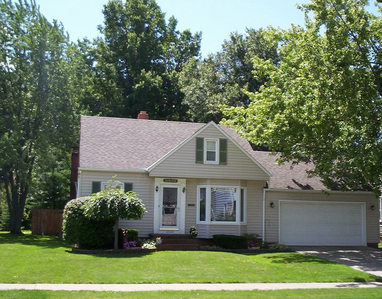 13520 Thraves Rd photo 1
