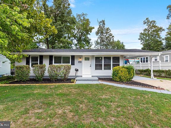 2nd image of 5505 Barker Pl