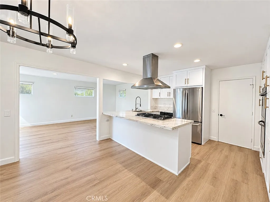 3 bed, 1624 sqft, $4,500 — Photo 1
