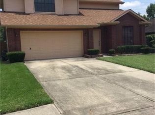 2931 Hummingbird Ln, Humble, TX 77396