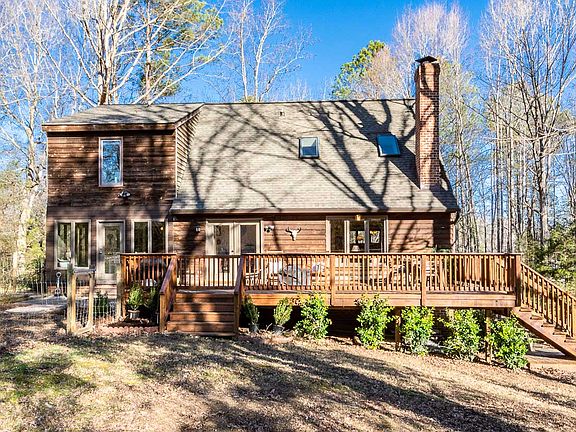 Huge deck and patio