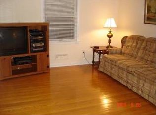 8907 Michael Edward Dr, Louisville, KY 40291