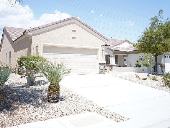 2nd image of 2912 Ground Robin Dr