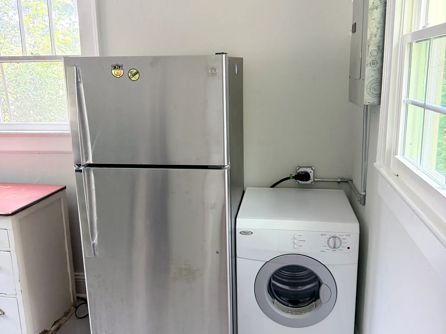 1 bed, 900 sqft, $1,050 — Photo 4