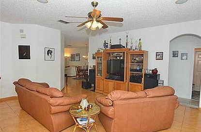 4th image of 15021 Warlick Ct