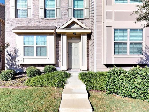 2nd image of 2932 Peyton Brook Dr