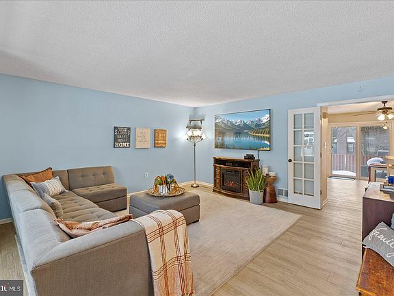 5th image of 9H Shirley Ln