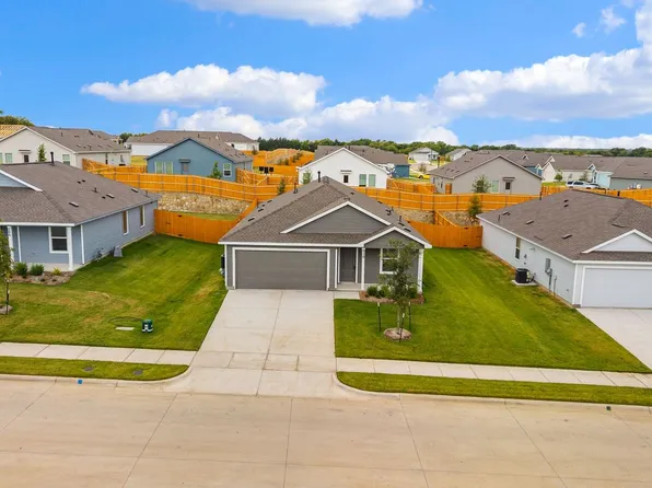 210 Hidden Meadows Dr, Sherman, TX