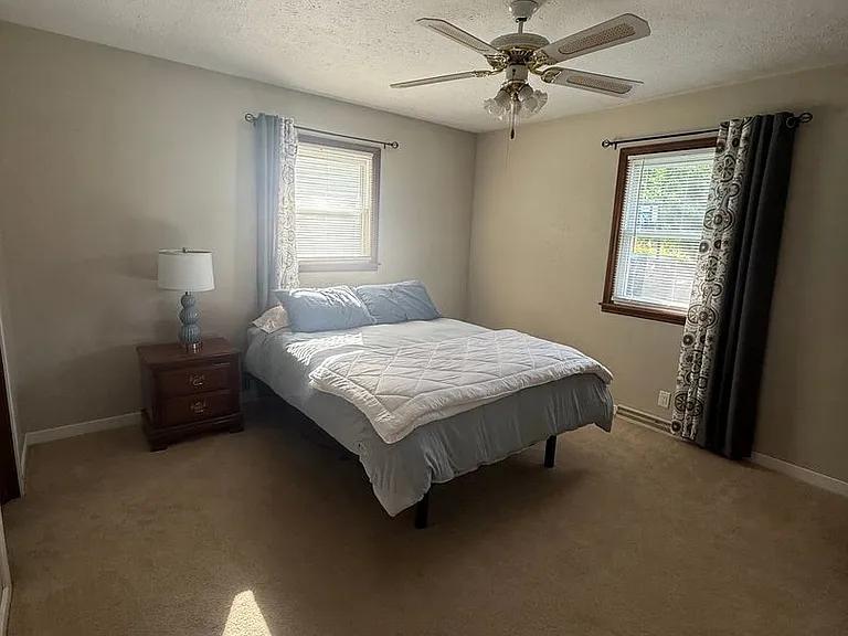 112 Cottonwood Dr — Photo 8