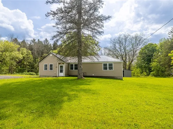 1443 County Route 57, Fulton, NY 13069