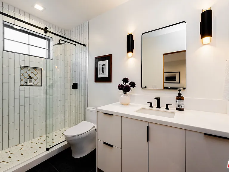 4153 Vantage Ave — Photo 50