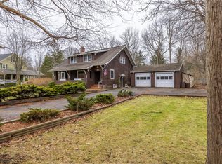 189 E Brook Rd, Pittsford, NY 14534