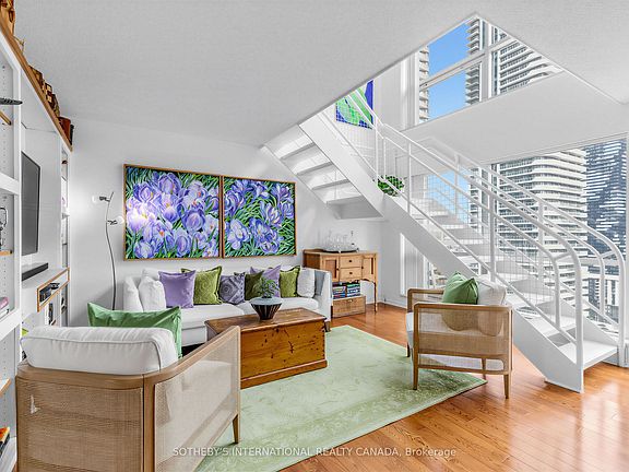 5th image of 10 Yonge St #2809