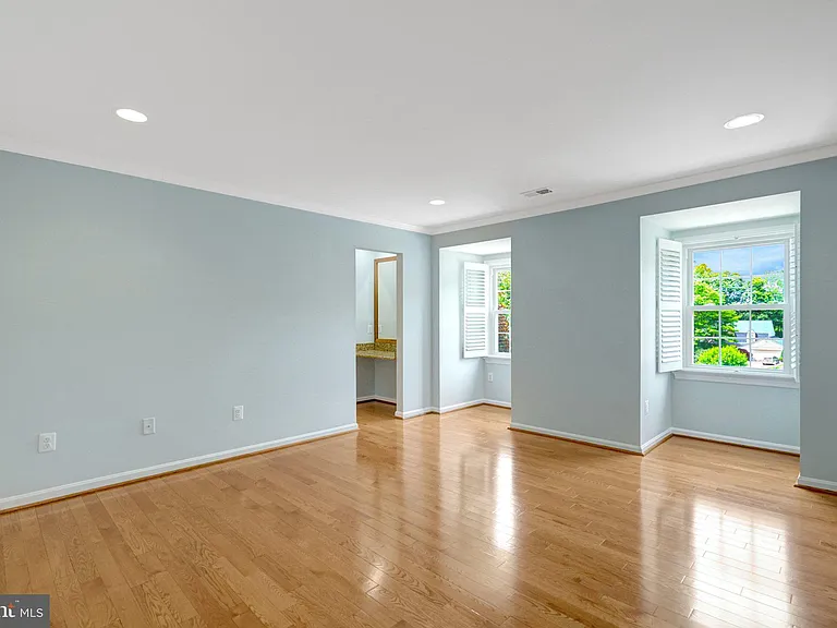 6281 Gentle Ln — Photo 40