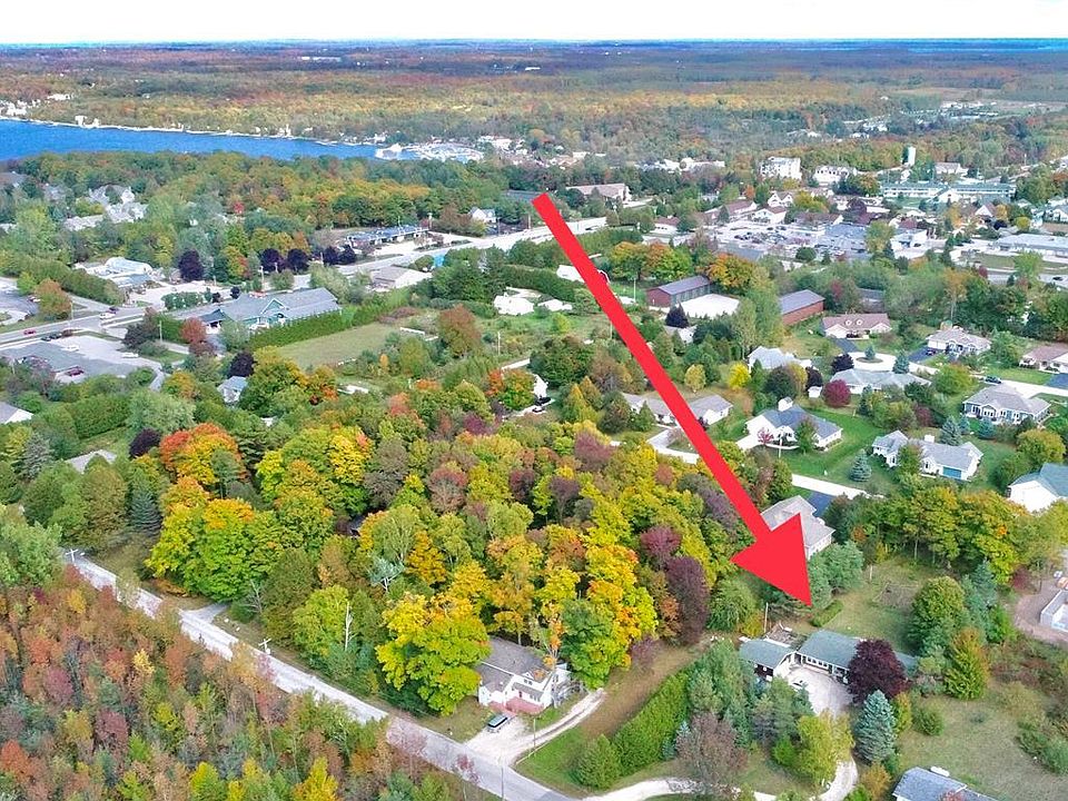 1st image of 10536 Fieldcrest Rd