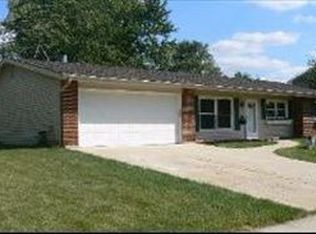 7463 Coventry Ln, Hanover Park, IL 60133