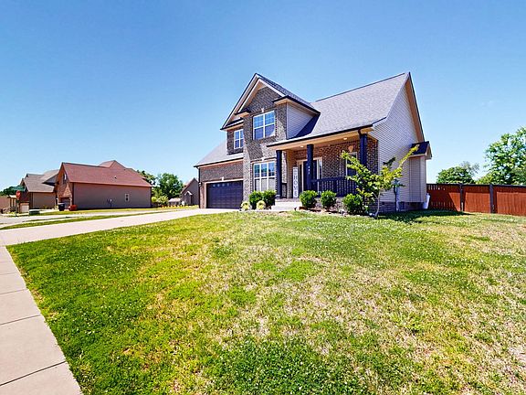 3rd image of 405 Glenstone Springs Dr
