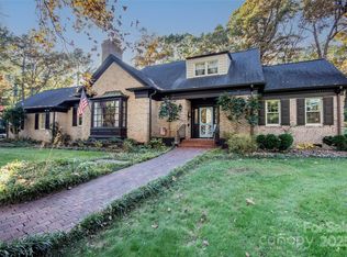 322 Valley Stream Rd, Statesville, NC 28677