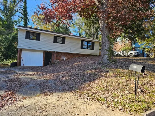 3181 Pennington Cir SW, Atlanta, GA 30354