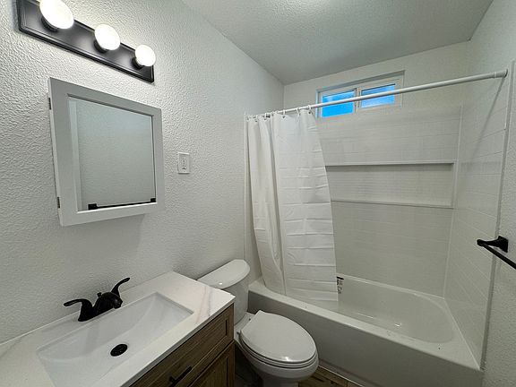 5th image of 1129 Norton Ave