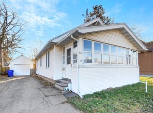 613 W Wisconsin Ave, Appleton, WI 54911