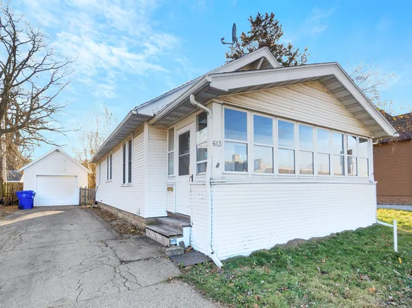 613 W Wisconsin Ave, Appleton, WI 54911