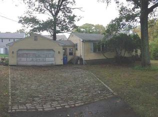 66 Seneca St, Cumberland, RI 02864