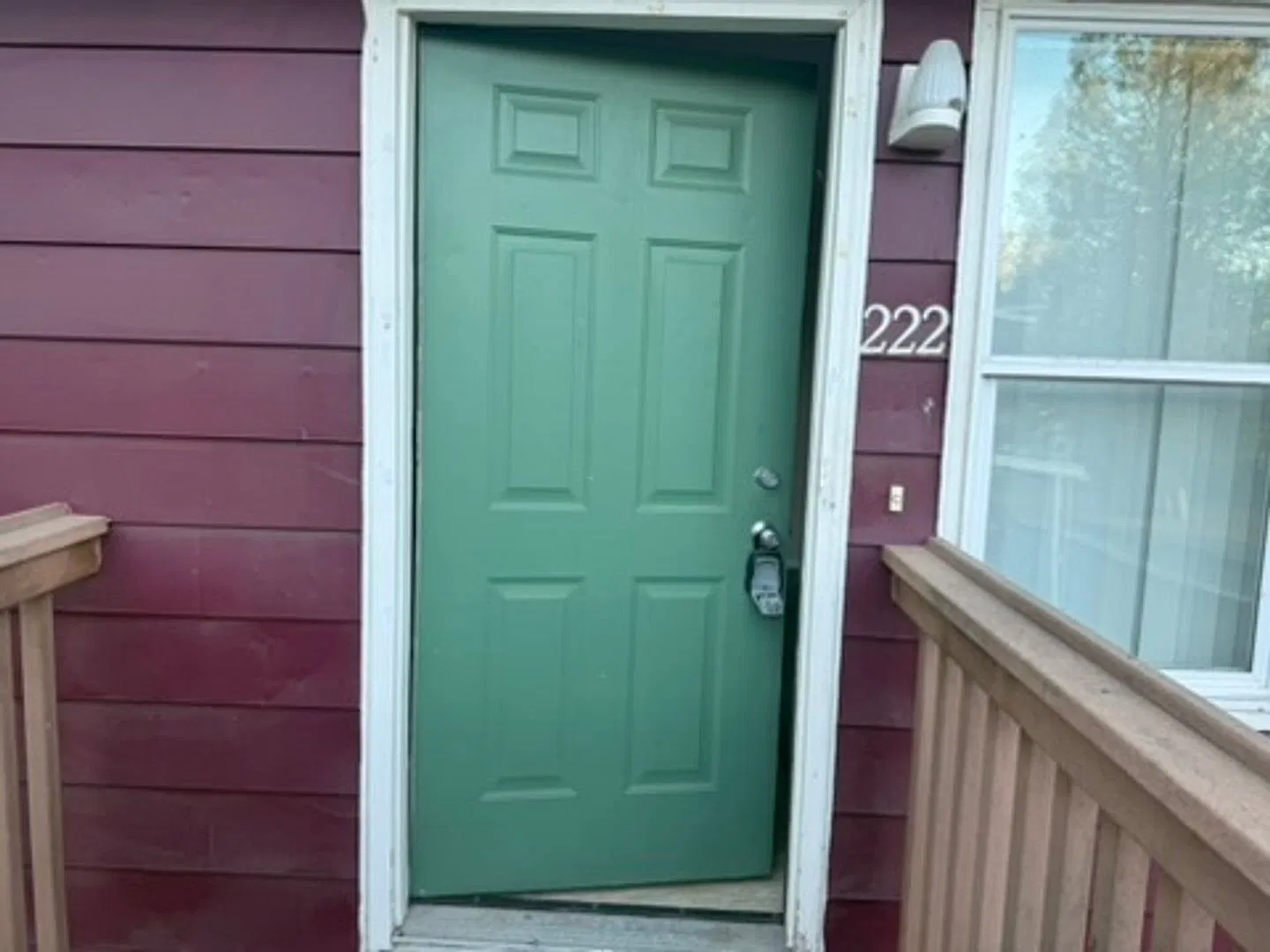 3 Bedroom Apartment Available — Photo 1