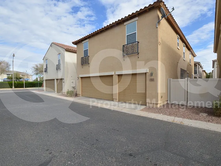 883 S Almira Ave — Photo 29