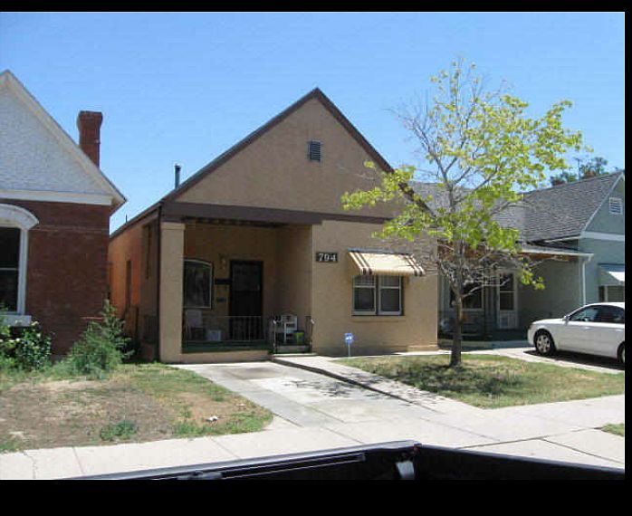 1st image of 794 E Abriendo Ave