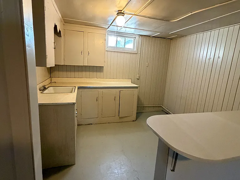 801 15th Ave SW — Photo 17