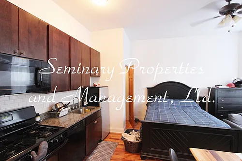 4504 N Paulina St #201 Photo 1