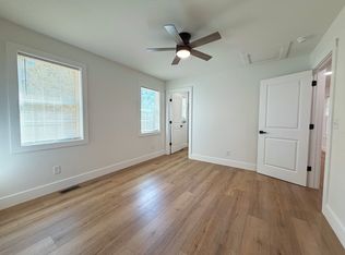 125 Guest Dr, Marietta, SC 29661
