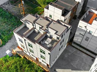 5035 Delridge Way SW #B, Seattle, WA 98106