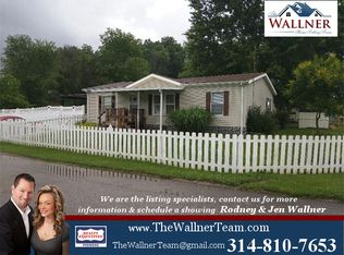 4826 Woodridge Dr, House Springs, MO 63051