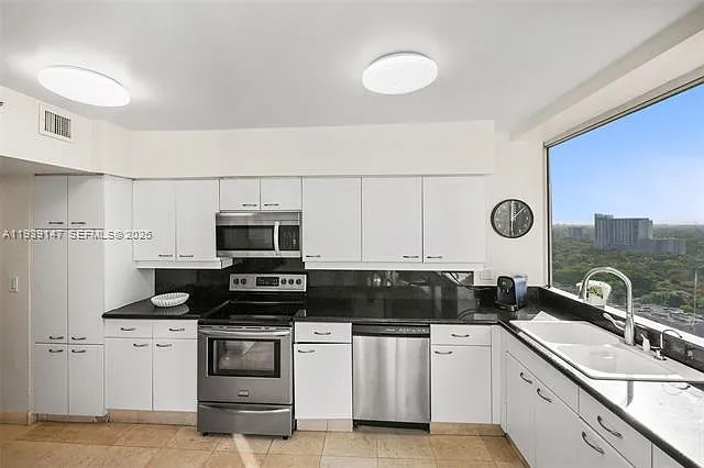 1541 Brickell Ave #A2102 — Photo 19
