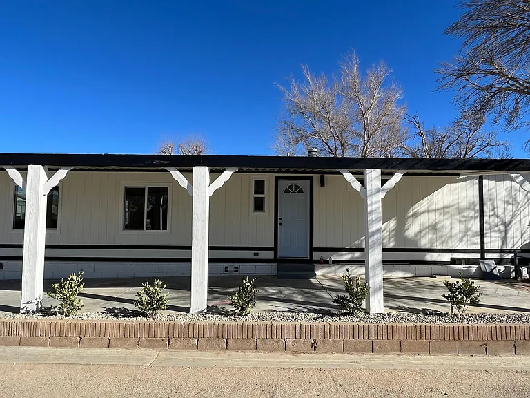 4568 W Rosamond Blvd #20 — Photo 4