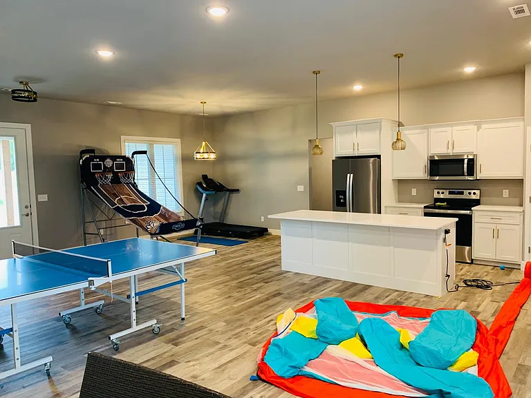 229 Wellington Dr — Photo 13