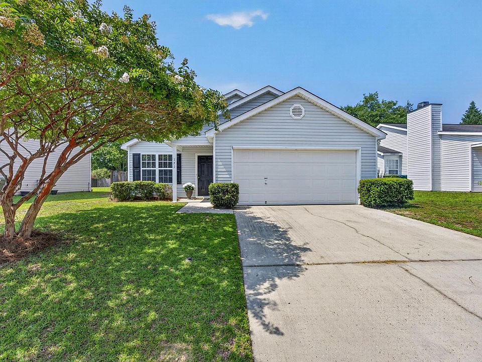 1st image of 171 Arthurdale Dr