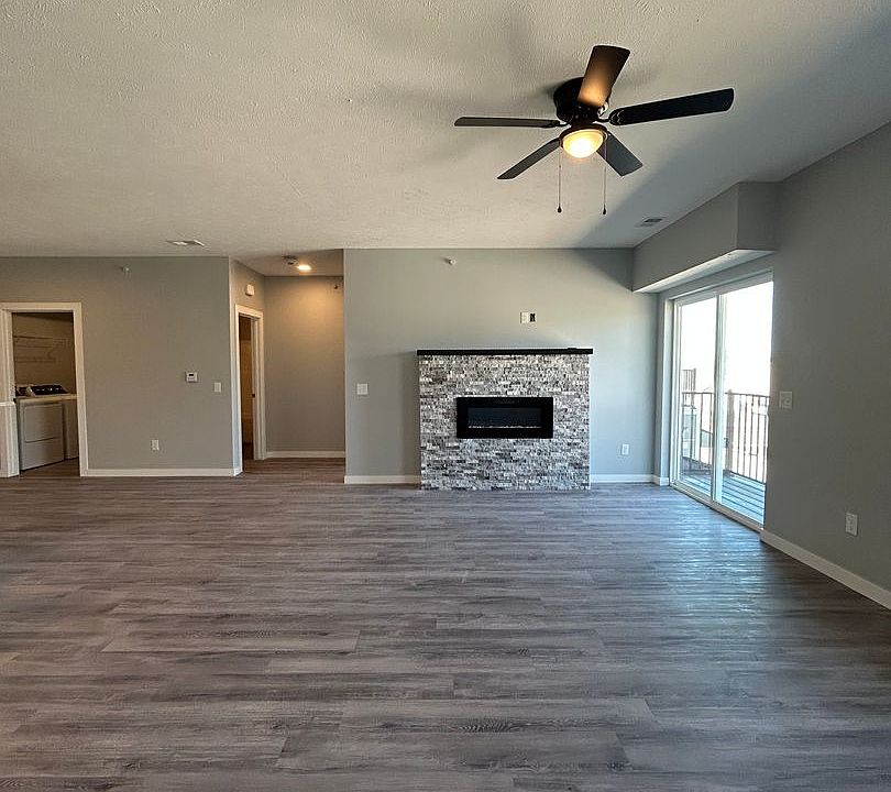 1st image of 2724 Silver St #203