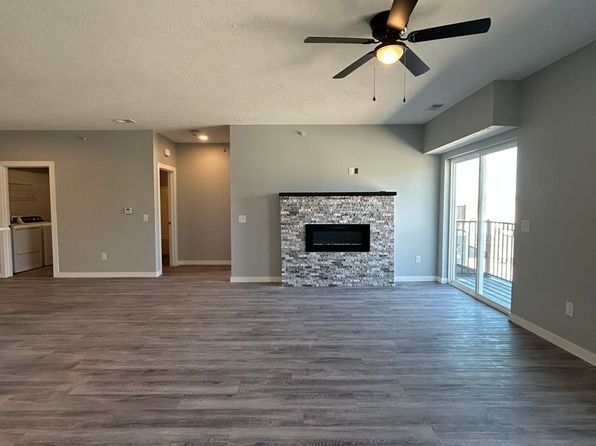 2724 Silver St #203