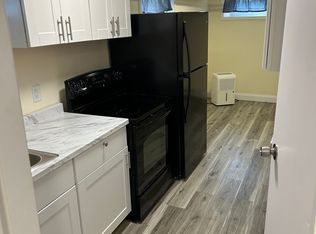 (Undisclosed Address), Middletown, RI 02842