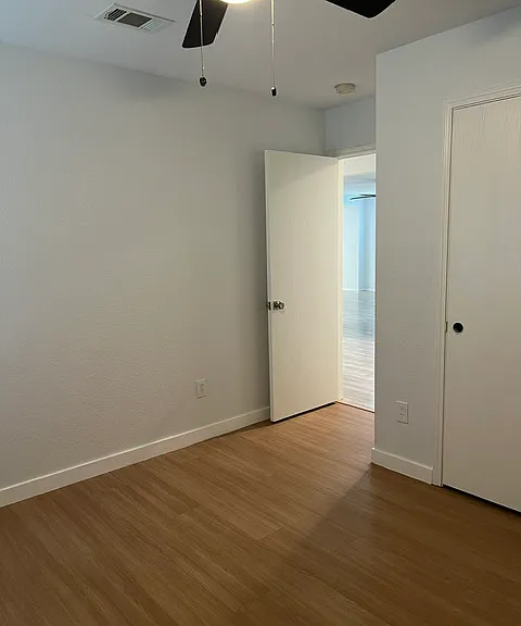 2132 Van Zandt Dr — Photo 11