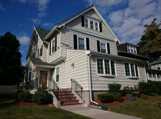 34 Richwood St, West Roxbury, MA 02132