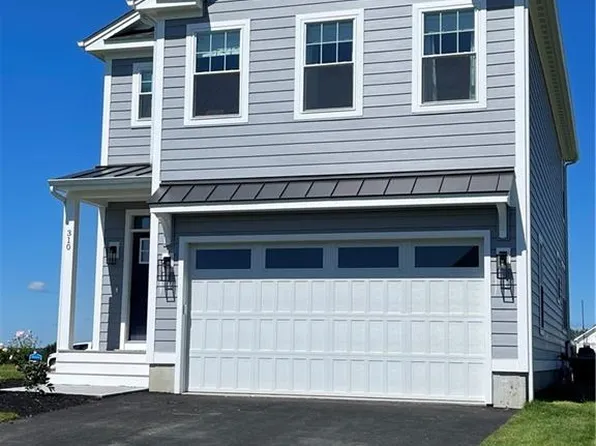 310 Freedom Trail Dr, Portsmouth, RI 02871