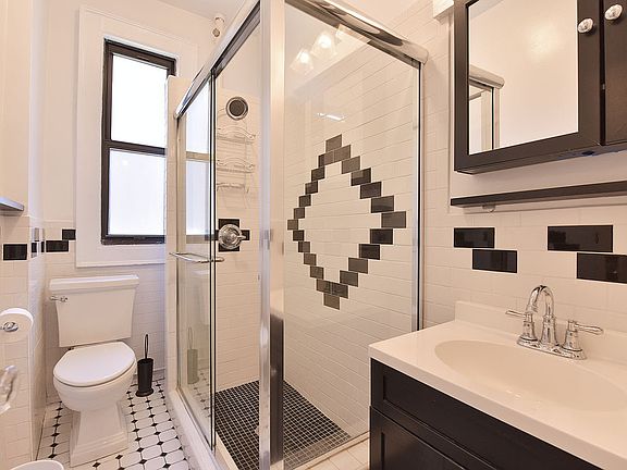 3rd image of 151 E 19th St APT 61