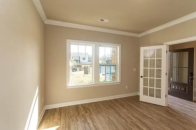 2310 Ditton Ct — Photo 5