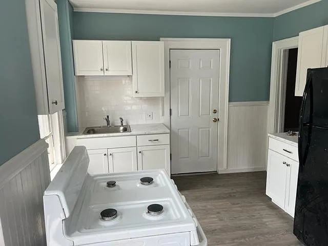27 Spring St #2 — Photo 3