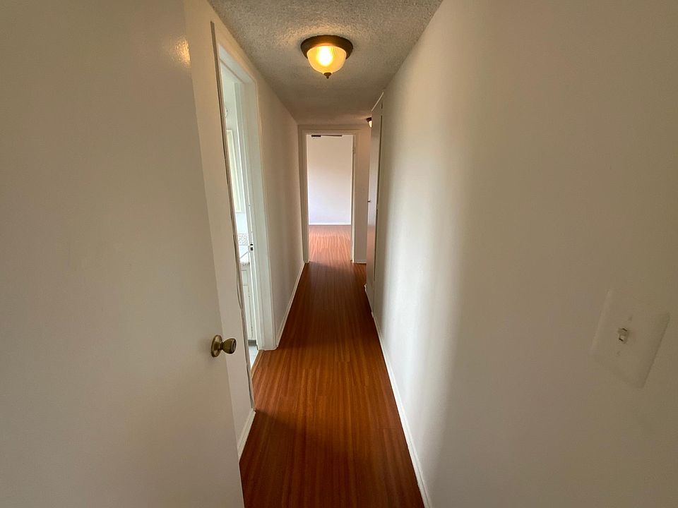 long hall way to bedrooms