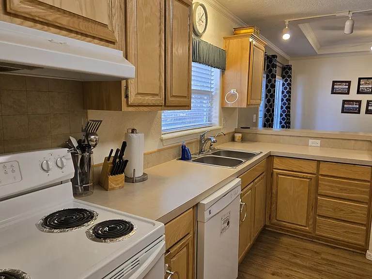 106 Aspen Cir — Photo 15